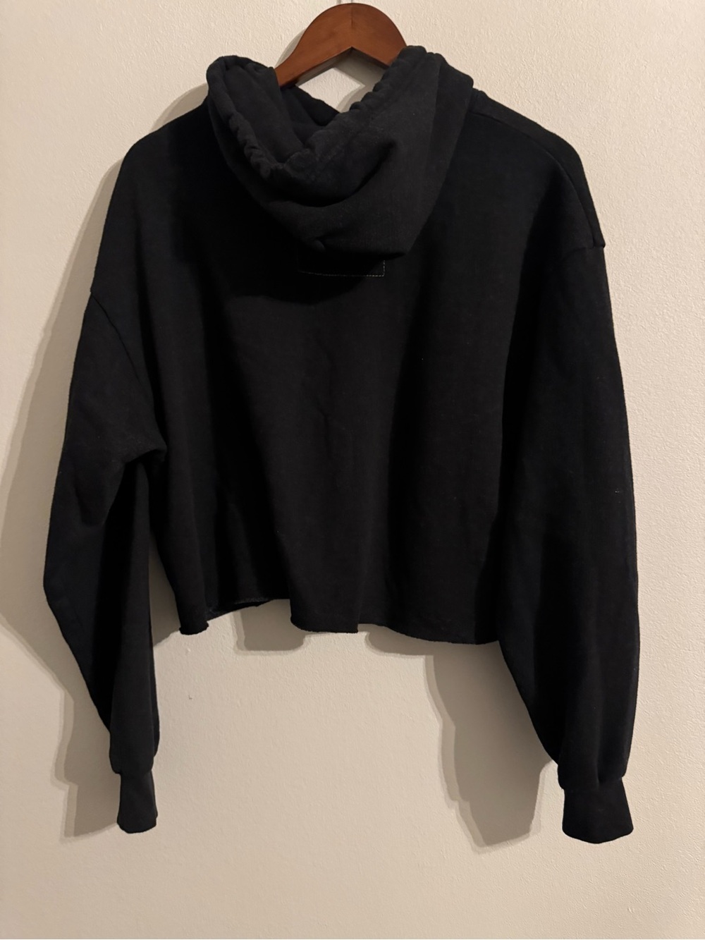 Aviator Nation Black Smiley Face Cropped Hoodie & Sweatpants Set - Picture 4 of 7